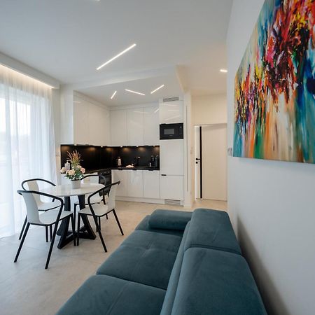 Apartament Z Tarasem Morska 8 Rewal 50M Do Morza Apartment ภายนอก รูปภาพ